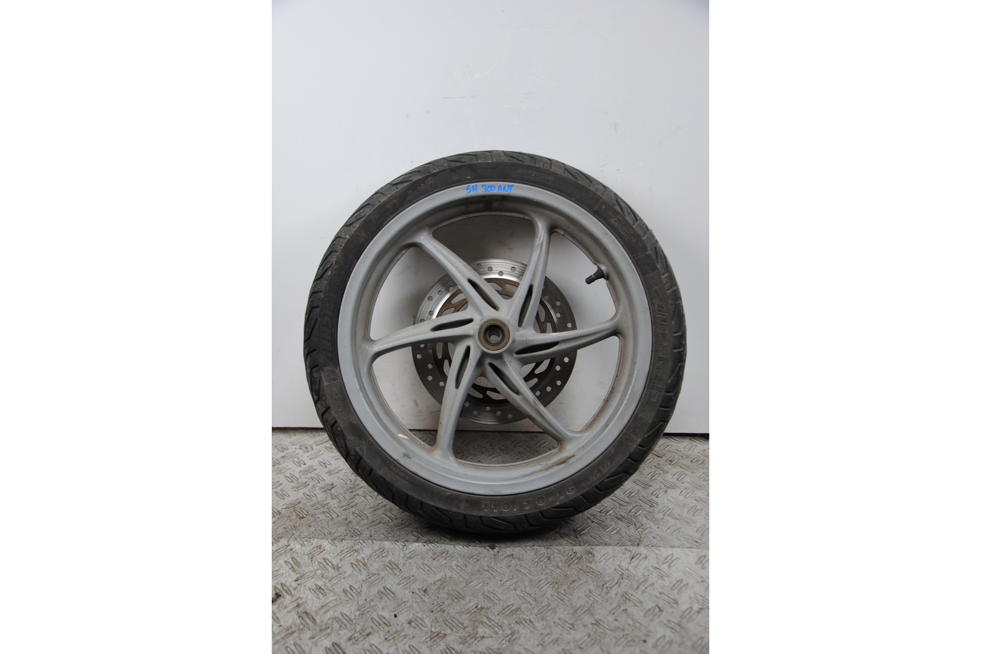 Cerchio Anteriore Honda SH 300 dal 2006 al 2010  1679390263808