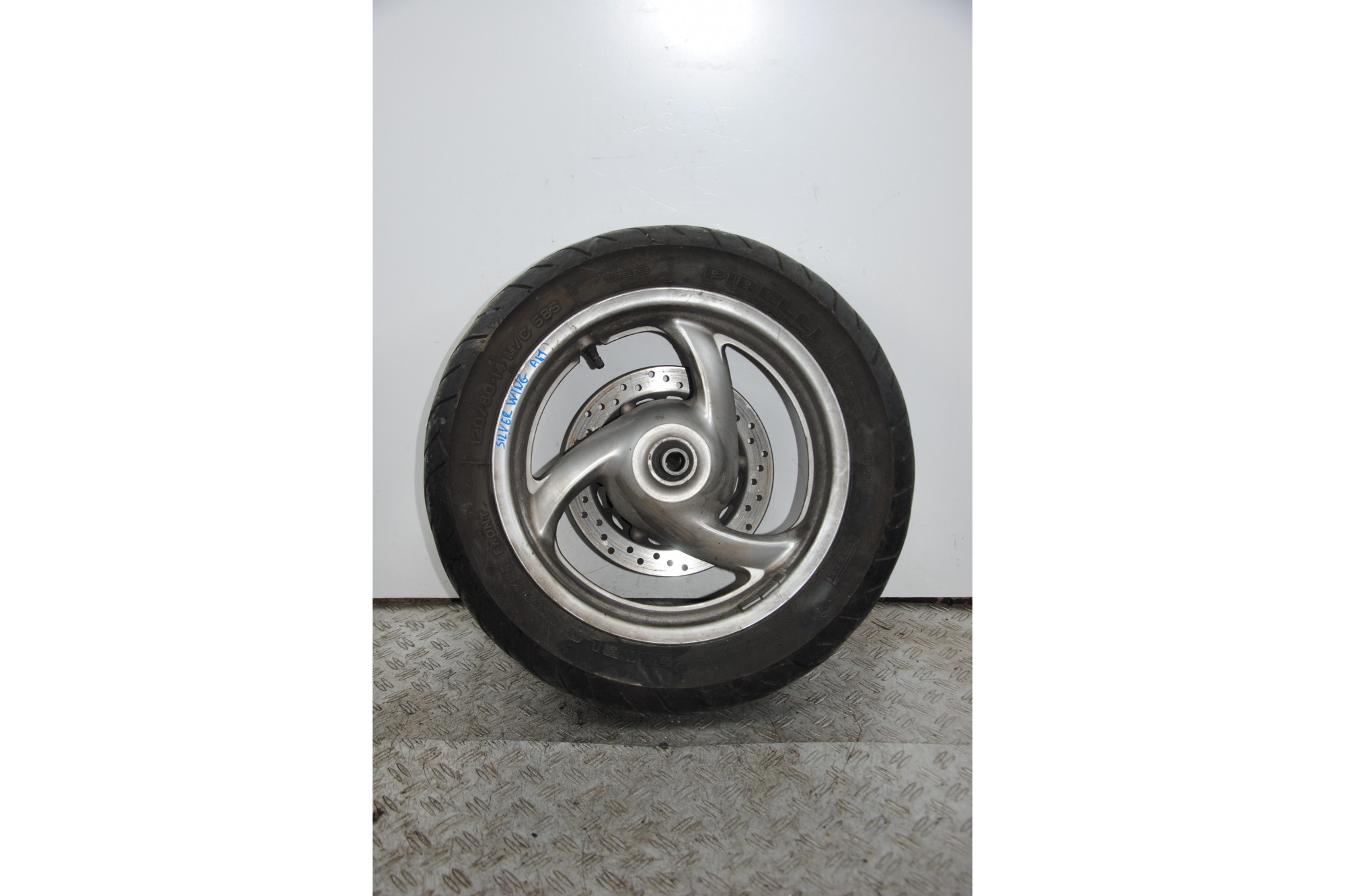 Cerchio Completo Anteriore Honda Silver Wing 400 dal 2001 al 2009  1679390968727