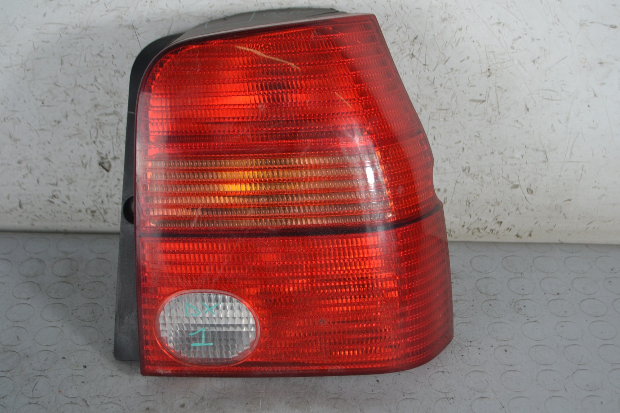 Fanale Stop Posteriore DX Volkswagen Lupo dal 1998 al 2005 Cod 6X0945096E  1679391028437