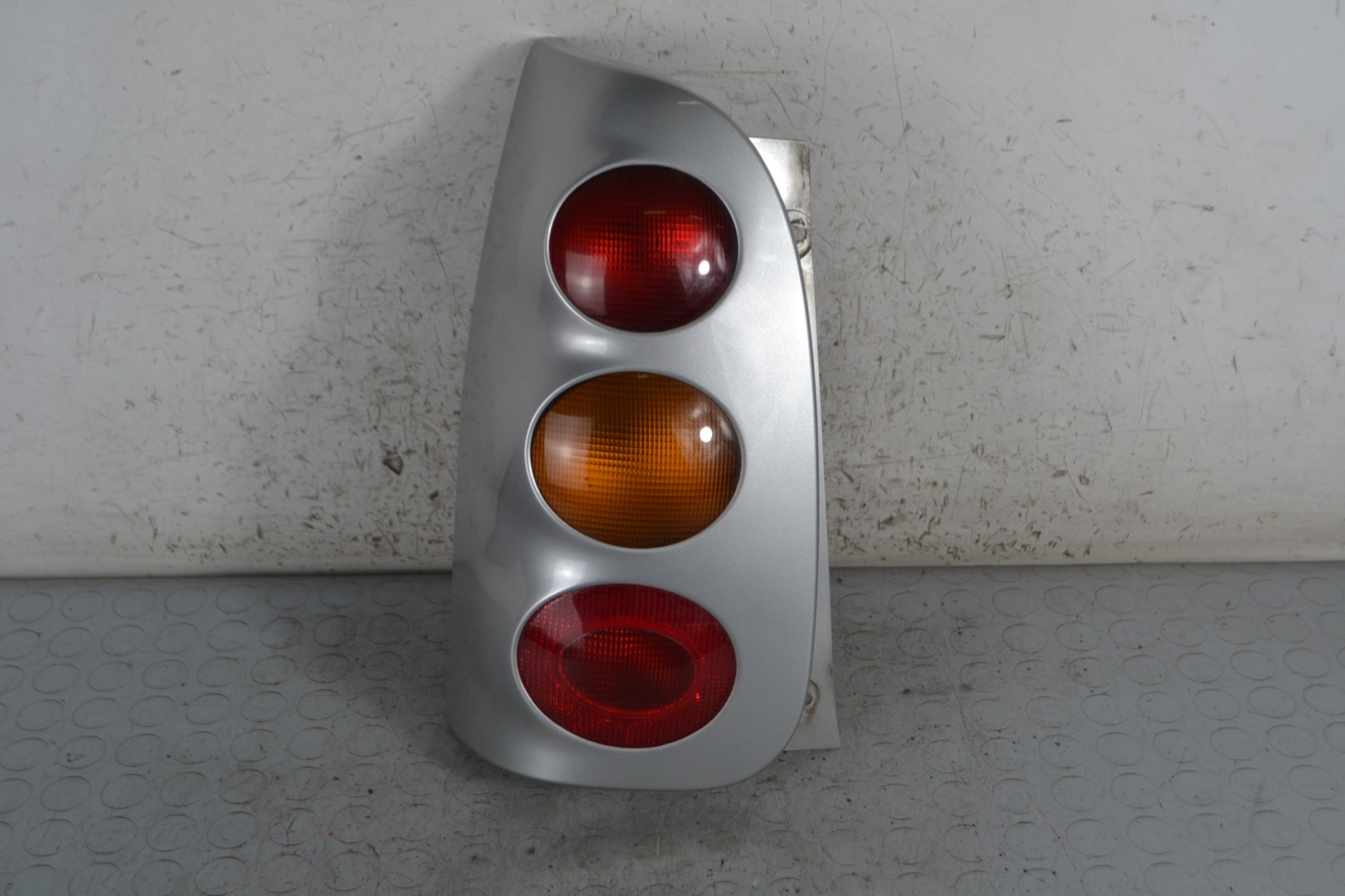 Fanale Stop Posteriore SX Smart ForTwo W450 Coupe dal 1998 al 2007 Cod Q0012860V001000000  1679391809142