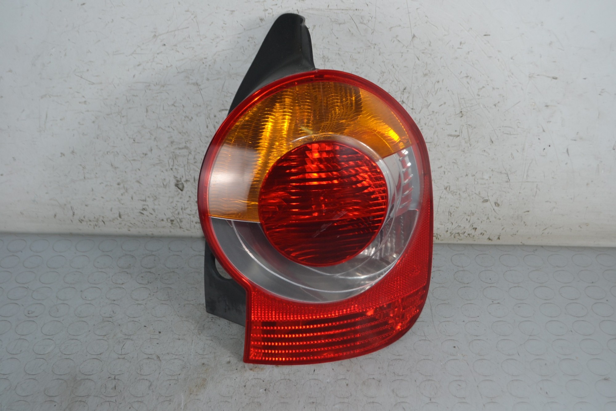 Fanale stop posteriore DX Renault Modus Dal 2004 al 2013 Cod 8200212204ca arancione  1679397164955
