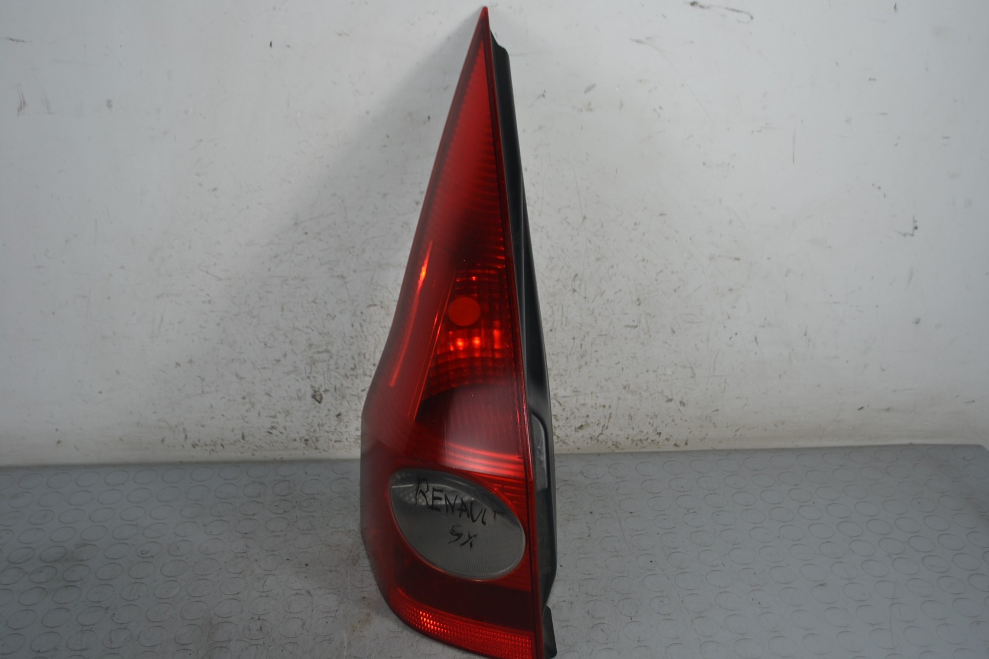Fanale stop posteriore SX Renault Megane SW Dal 2002 al 2006 Cod 8200142684  1679398557916