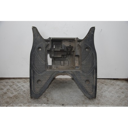 Carena Pedana Poggiapiedi Suzuki Sixteen 125 / 150 Dal 2007 al 2014  1679475869932