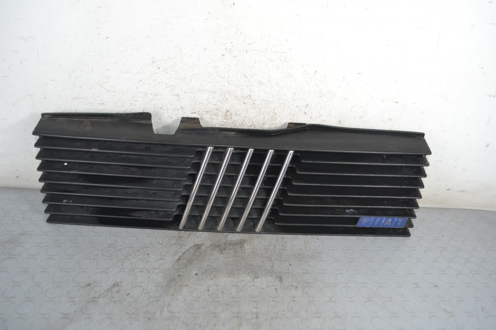 Griglia anteriore Fiat Regata Dal 1983 al 1990 Cod 906266000  1679566729350