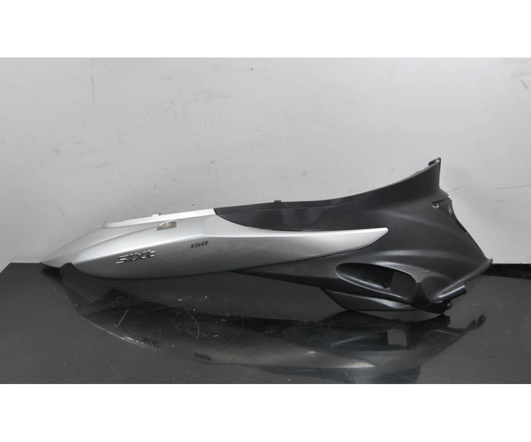 Carena posteriore codone Dx Suzuki Sixteen 125 / 150 dal 2007 al 2014  2400000067917