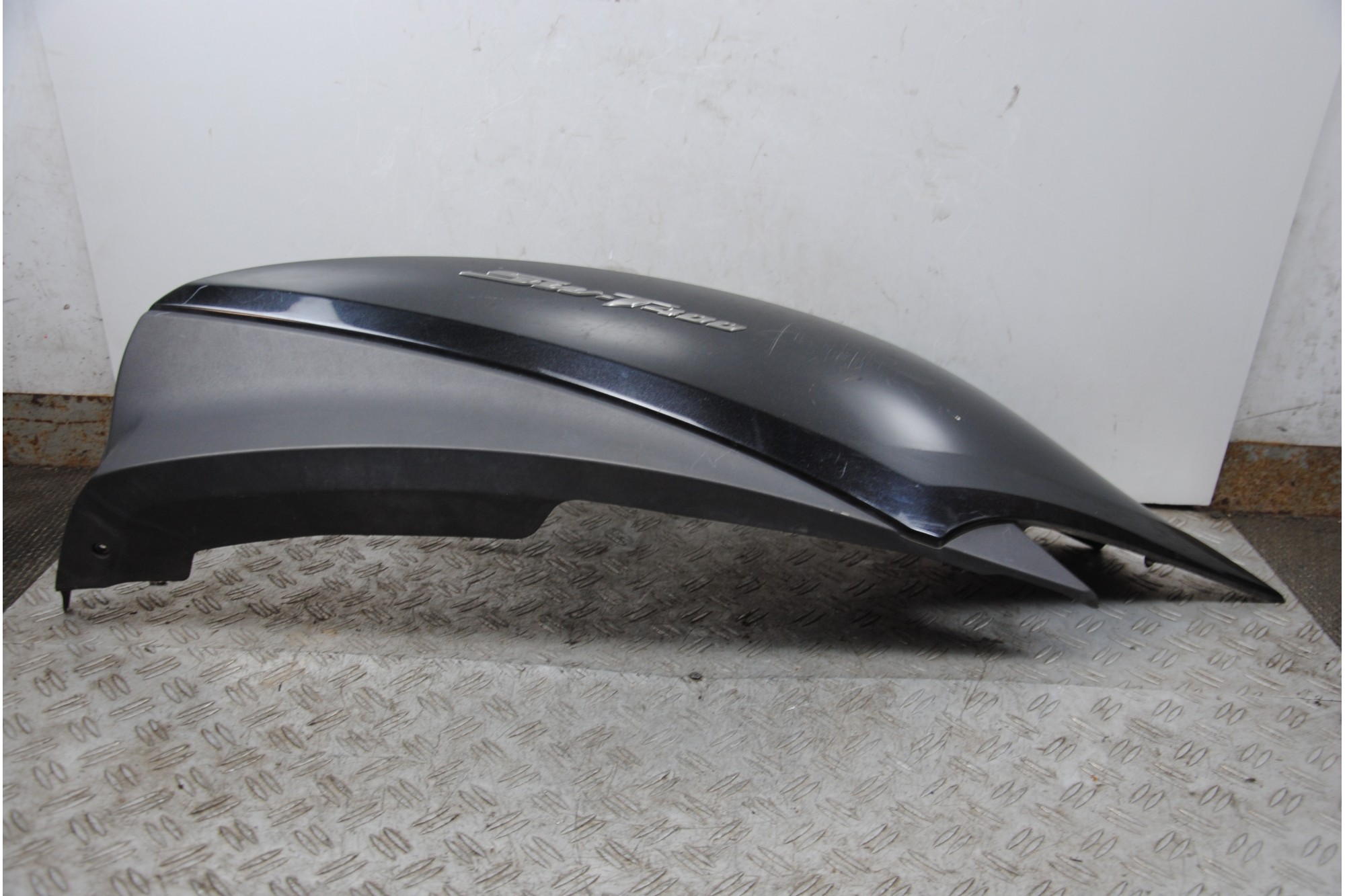 Carena Codone Posteriore Destro Honda SW-T 400 dal 2008 al 2016  1679583364442