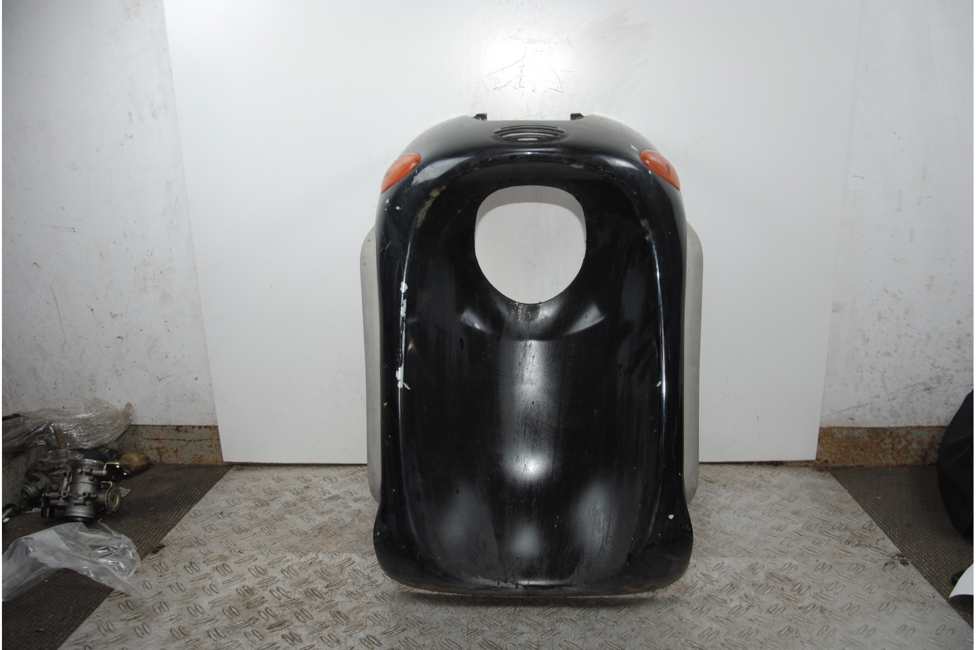 Carena Scudo Anteriore Piaggio Liberty 50 dal 1997 al 2005  1679655138452