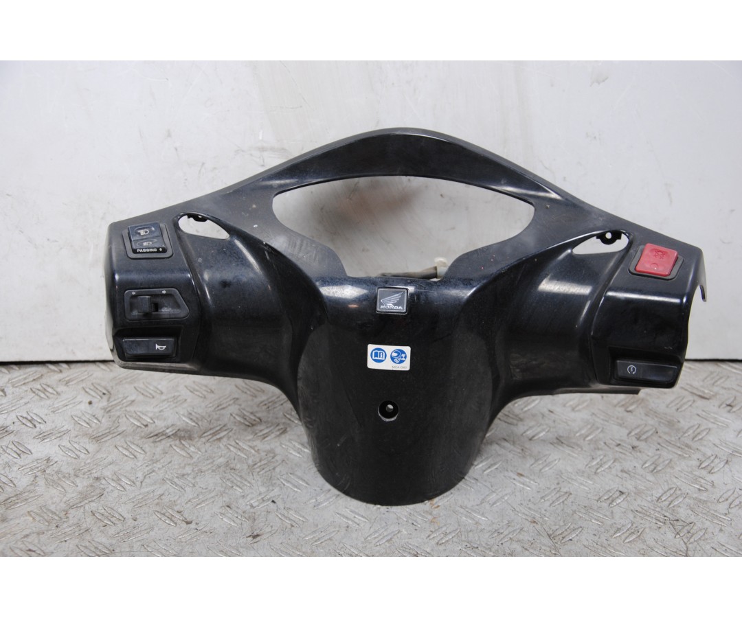 Carena Coprimanubrio portastrumentazione Honda SH 300 dal 2006 al 2010 1679900692364 Carena Coprimanubrio portastrumentazione Honda SH 300 dal 2006 al 2010 1679900692364