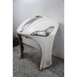 Carena Scudo Anteriore Piaggio Beverly 350 ST dal 2011 al 2018  1679905749612