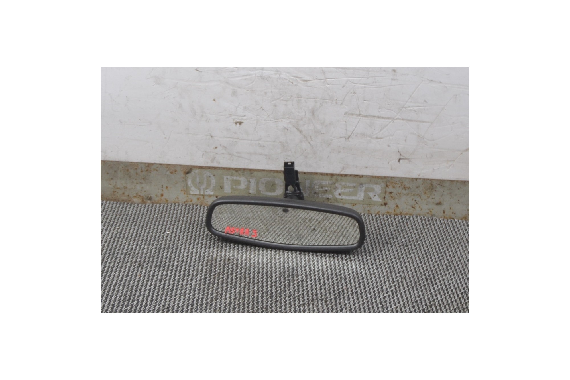 Specchio retrovisore centrale Opel Astra J dal 2009 al 2018 cod : 13503047  2400000080398