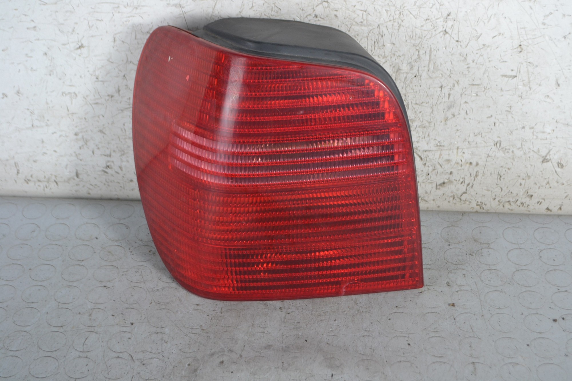 Fanale stop posteriore SX Volkswagen Polo 6N2 Dal 1999 al 2001 Cod 6N0945257B  1680011836691
