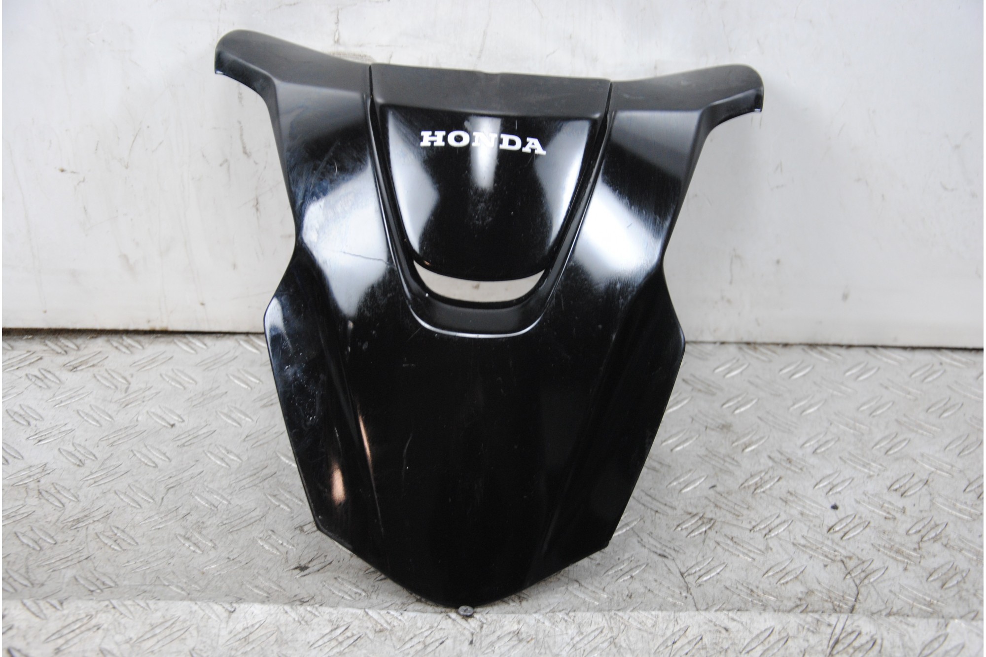 Carena Scudetto Anteriore Honda SH 125 / 150 Dal 2017 al 2019 COD : 64300-K77-V000  1680164774987