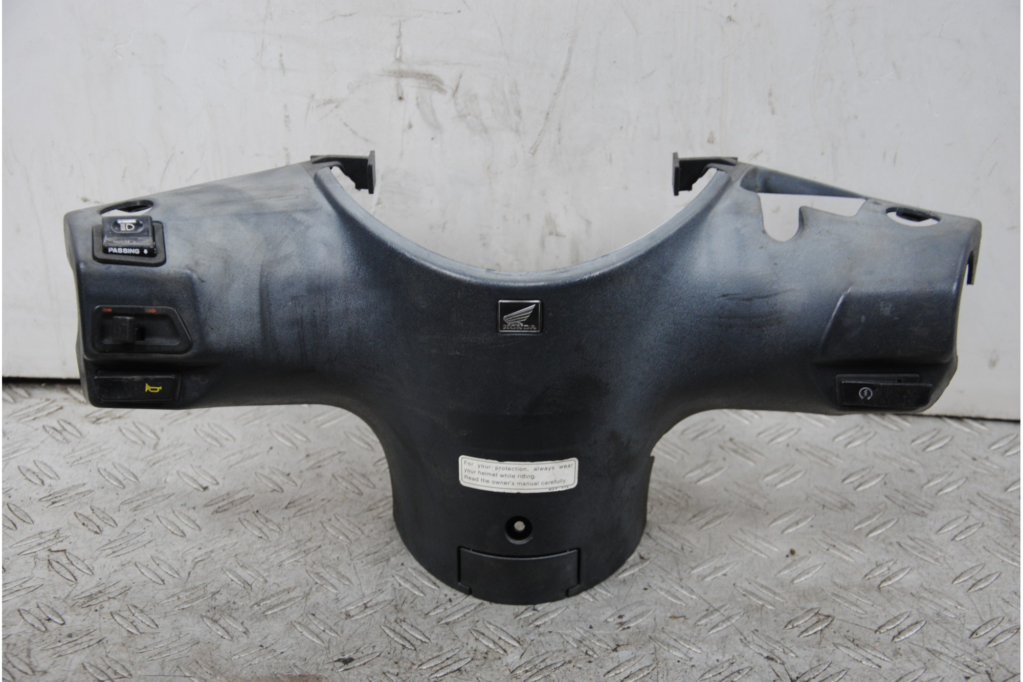 Carena Copri Manubrio Portastrumentazione Honda SH 125 / 150 dal 2005 al 2008  1680171251914