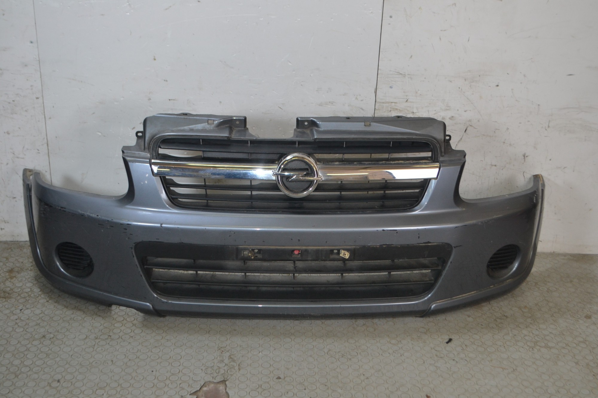 Paraurti anteriore Opel Agila A Dal 2000 al 2007 Colore grigio cod 9215673  1680249615488