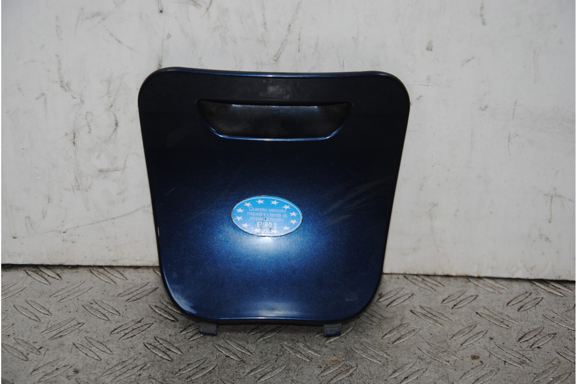 Carena Tappo Ispezione Piaggio Vespa LX 150 Dal 2005 al 2011  1680254499837