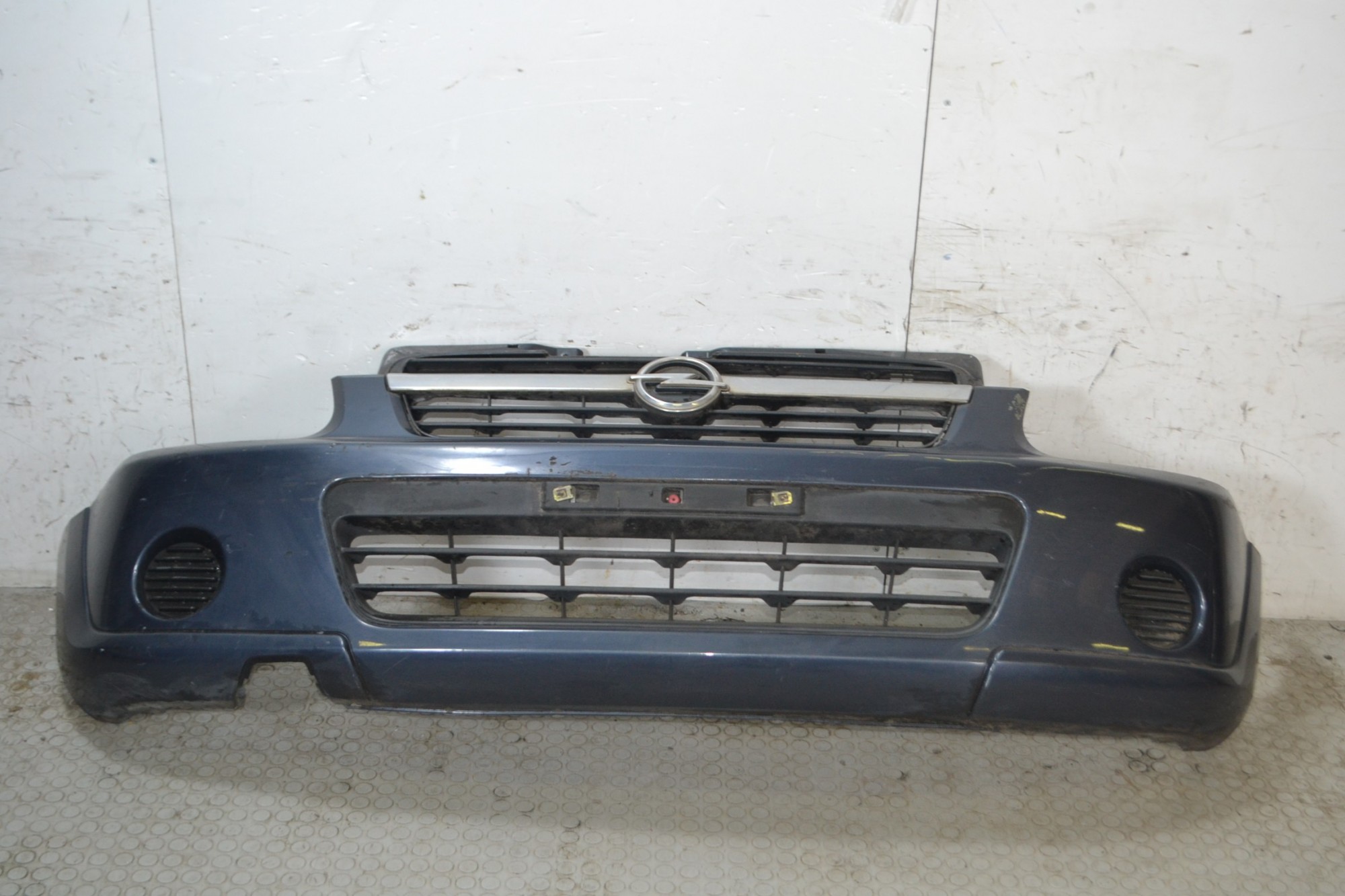 Paraurti anteriore Opel Agila A Dal 2000 al 2007 Colore grigio argento cod 9215673  1680535082659
