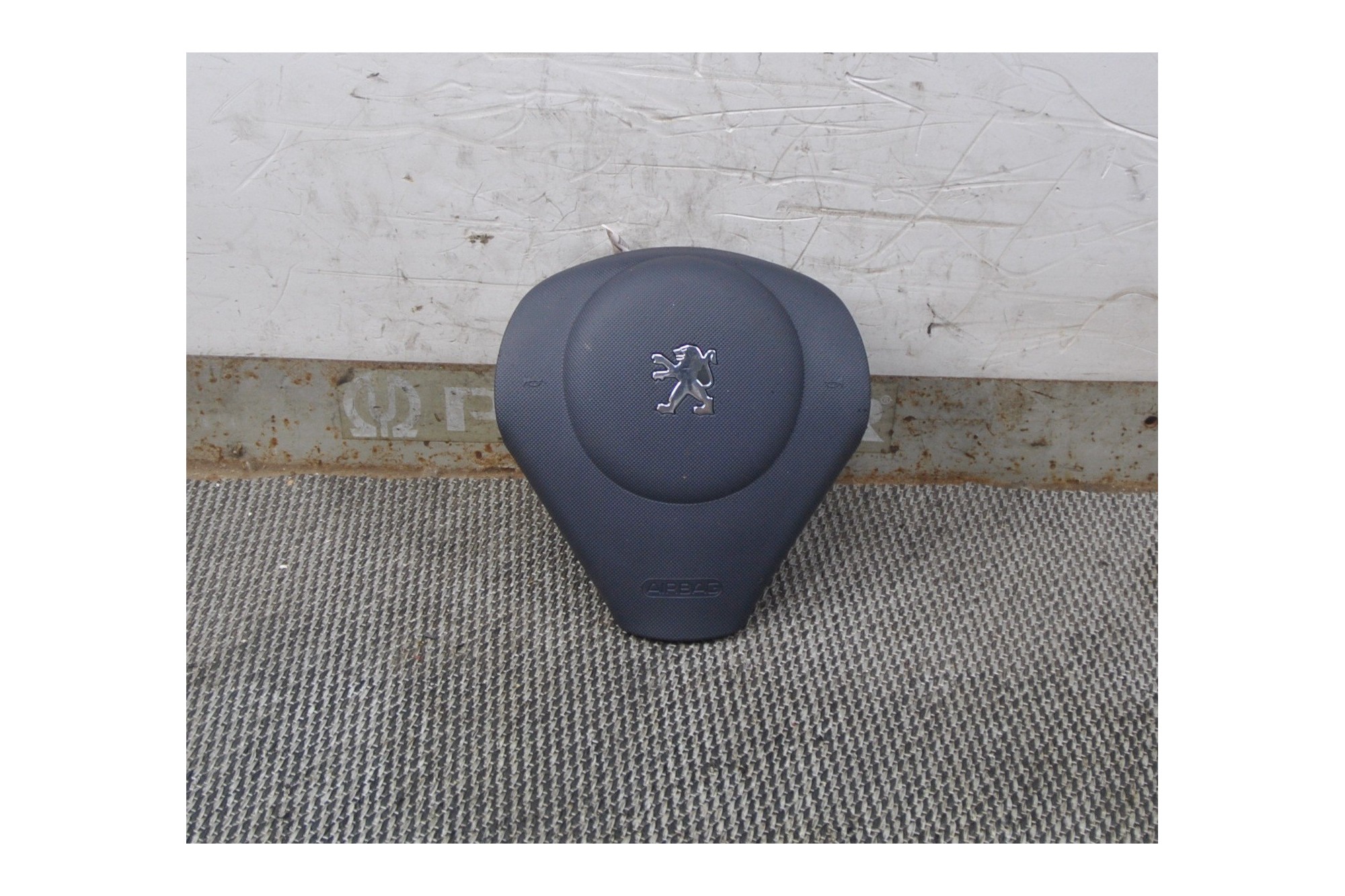 Airbag volante Peugeot 1007 dal 2005 al 2010 cod : 96441877  2400000081180