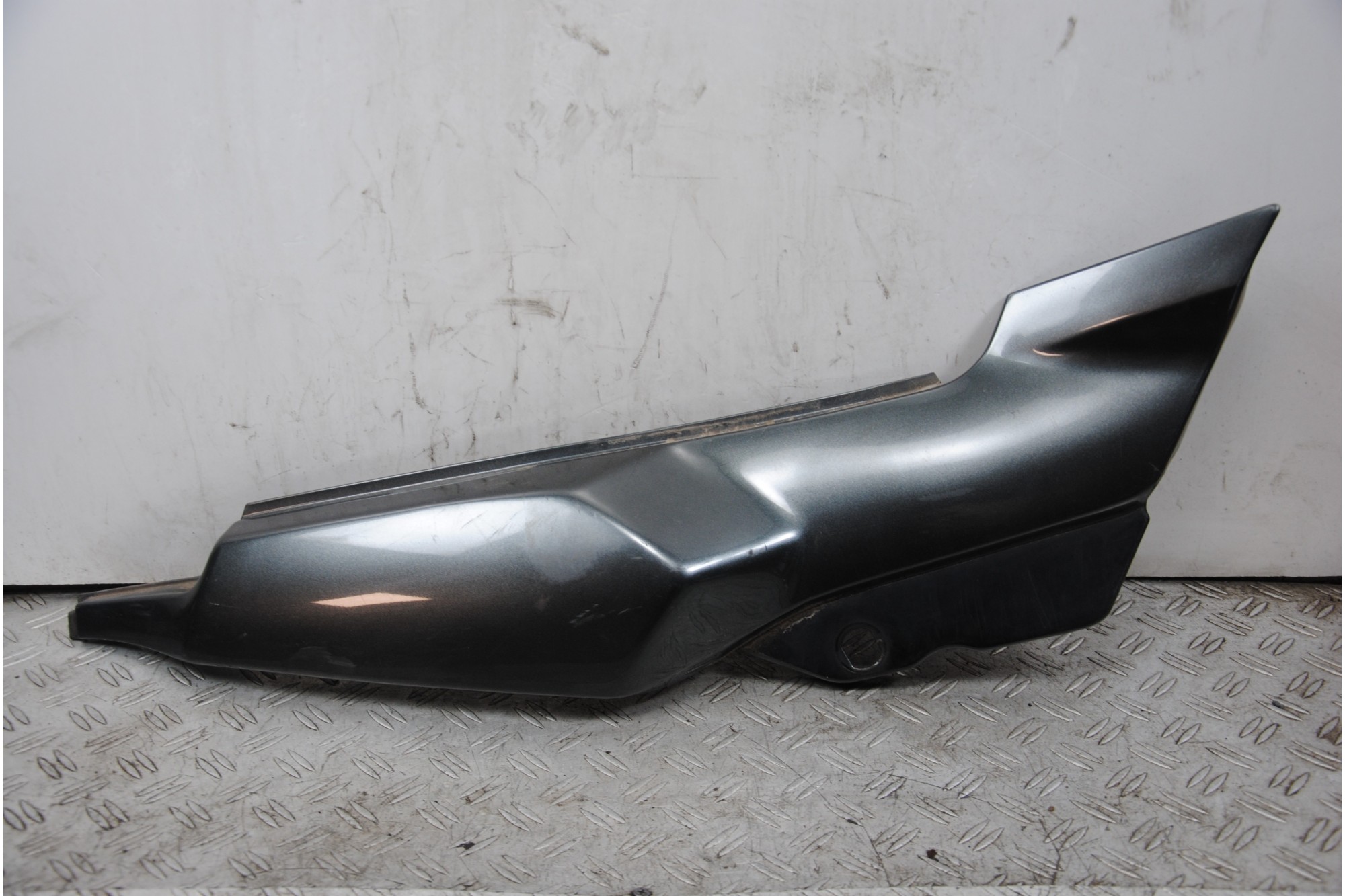 Carena Fianchetto Laterale Posteriore DX Kawasaki KLE 500 Dal 1991 al 2006  1680595813514