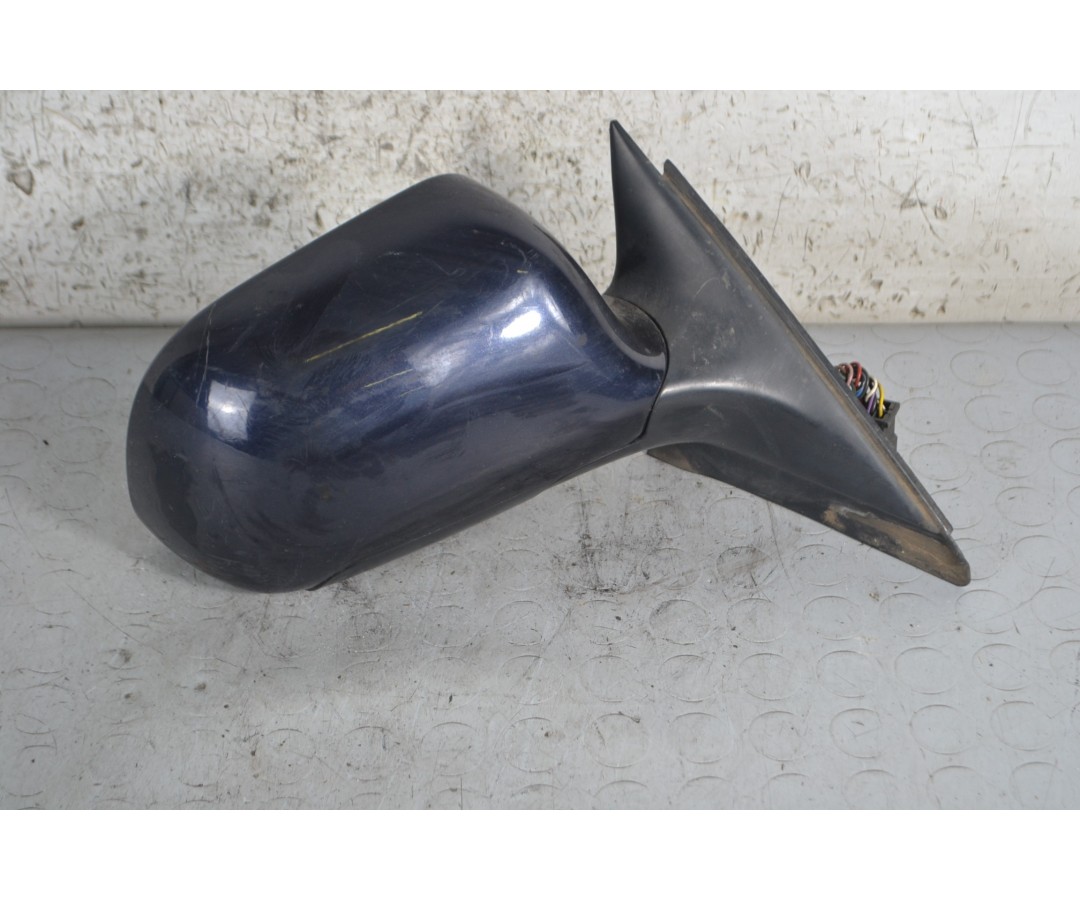 Specchietto retrovisore esterno DX Audi A4 Dal 1994 al 2001 Cod 010595 1680768193139 Specchietto retrovisore esterno DX Audi A4 Dal 1994 al 2001 Cod 010595 1680768193139