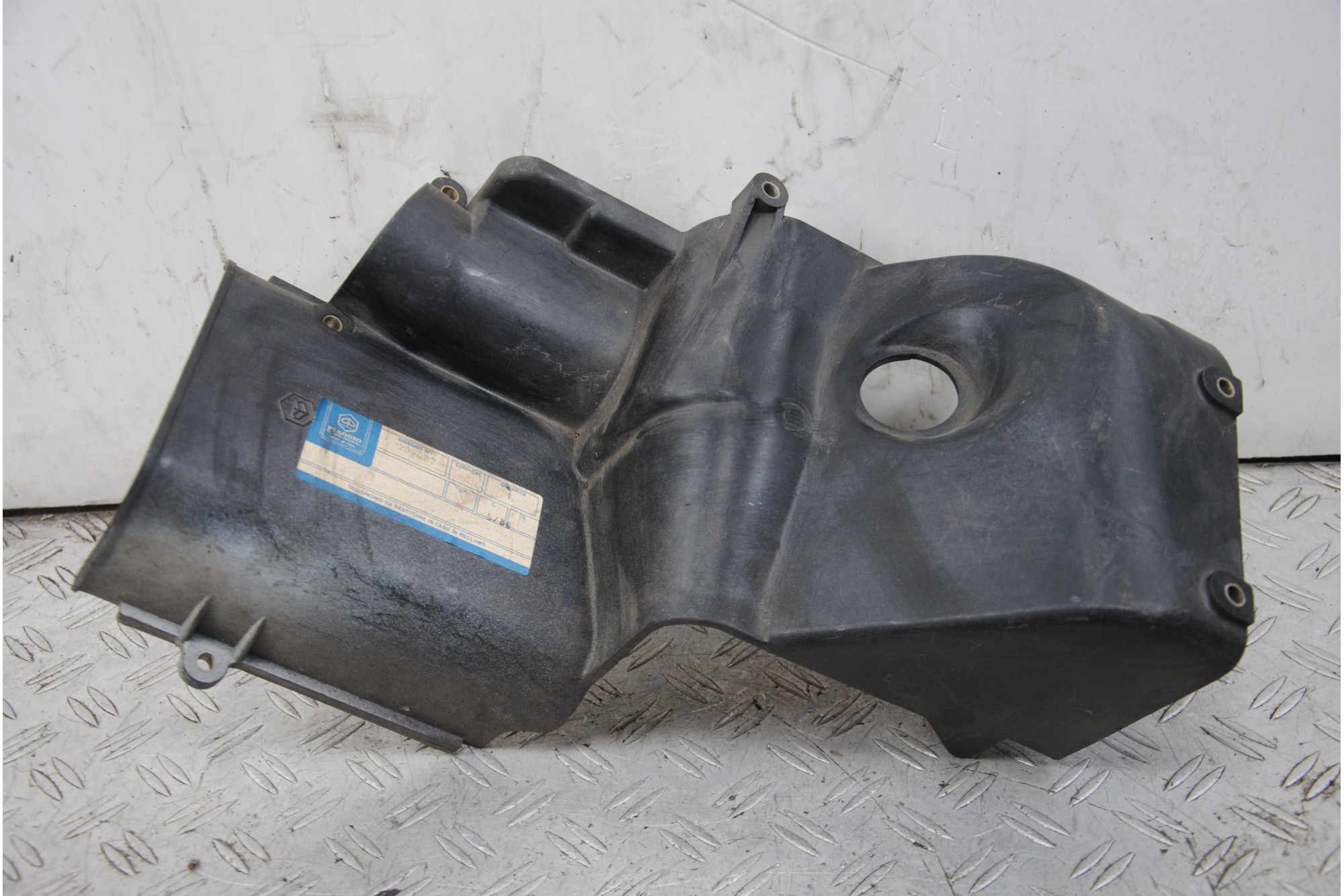 Carena Cuffia Cilindro Piaggio Ape 50 Dal 1948 Cod 237087  1680796310584