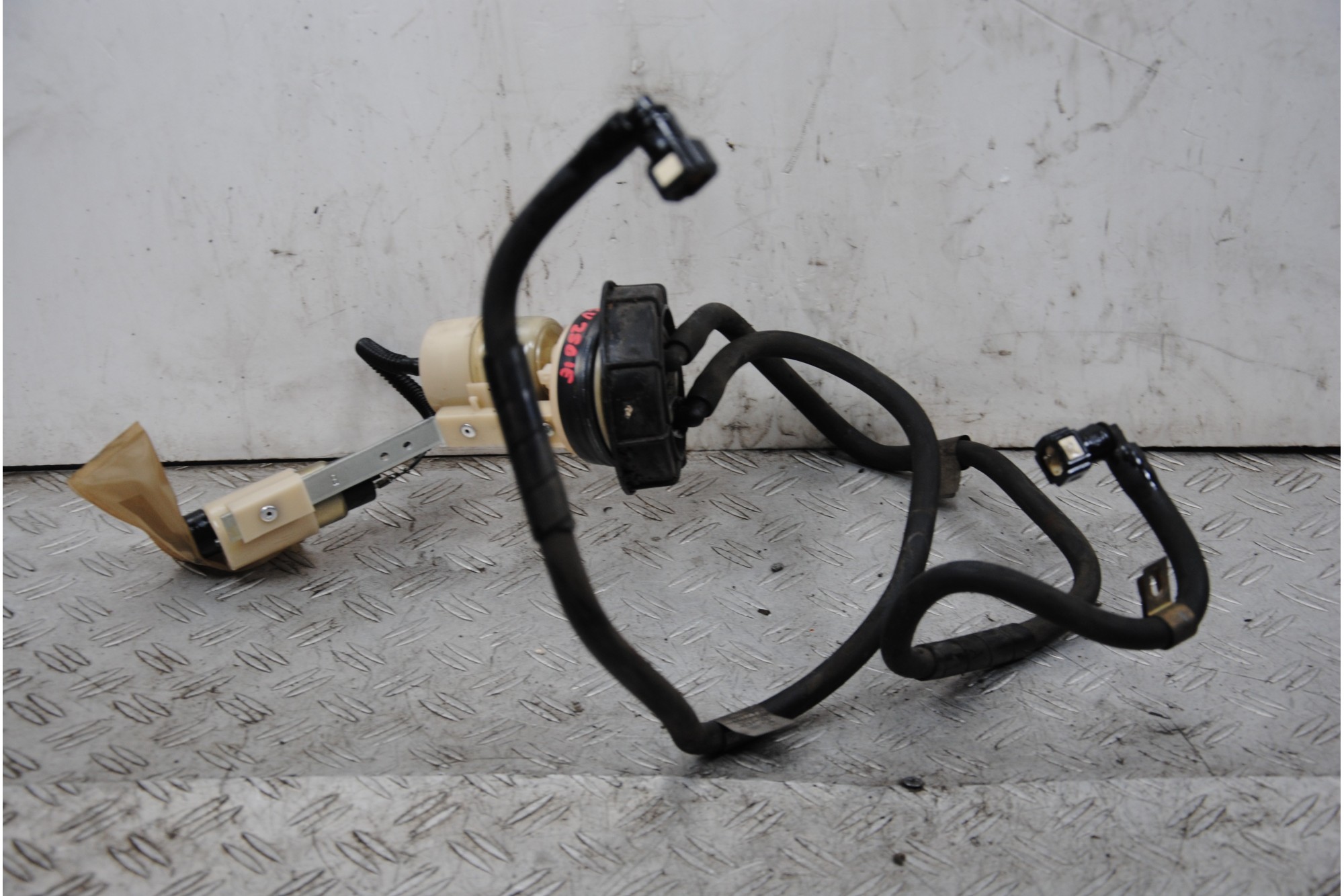 Pompa Benzina Piaggio Beverly 250 dal 2001 al 2010  1681223204100
