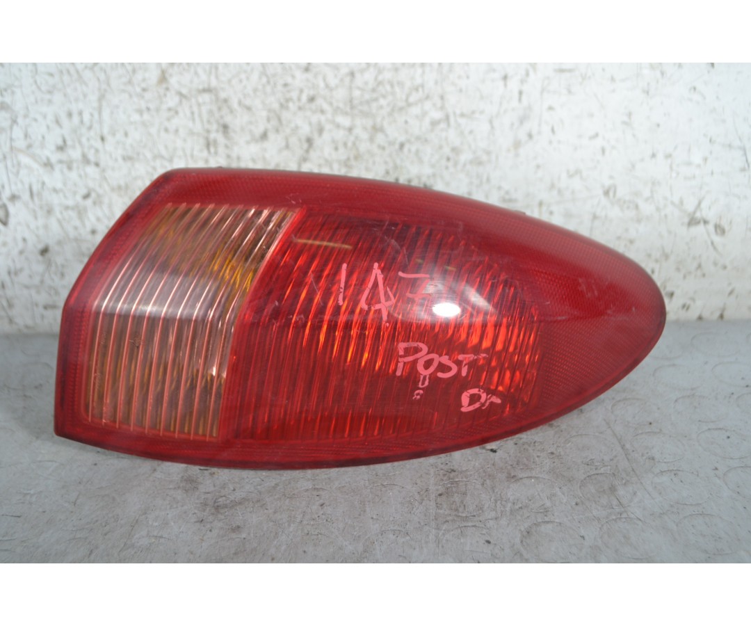 Fanale stop posteriore esterno DX Alfa Romeo 147 Dal 2000 al 2010 Cod 46556347  1681716027407