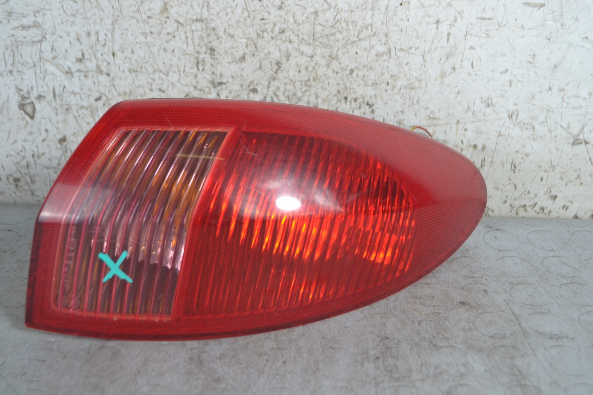 Fanale stop posteriore esterno DX Alfa Romeo 147 Dal 2000 al 2010 Cod 46556347  1681827657210