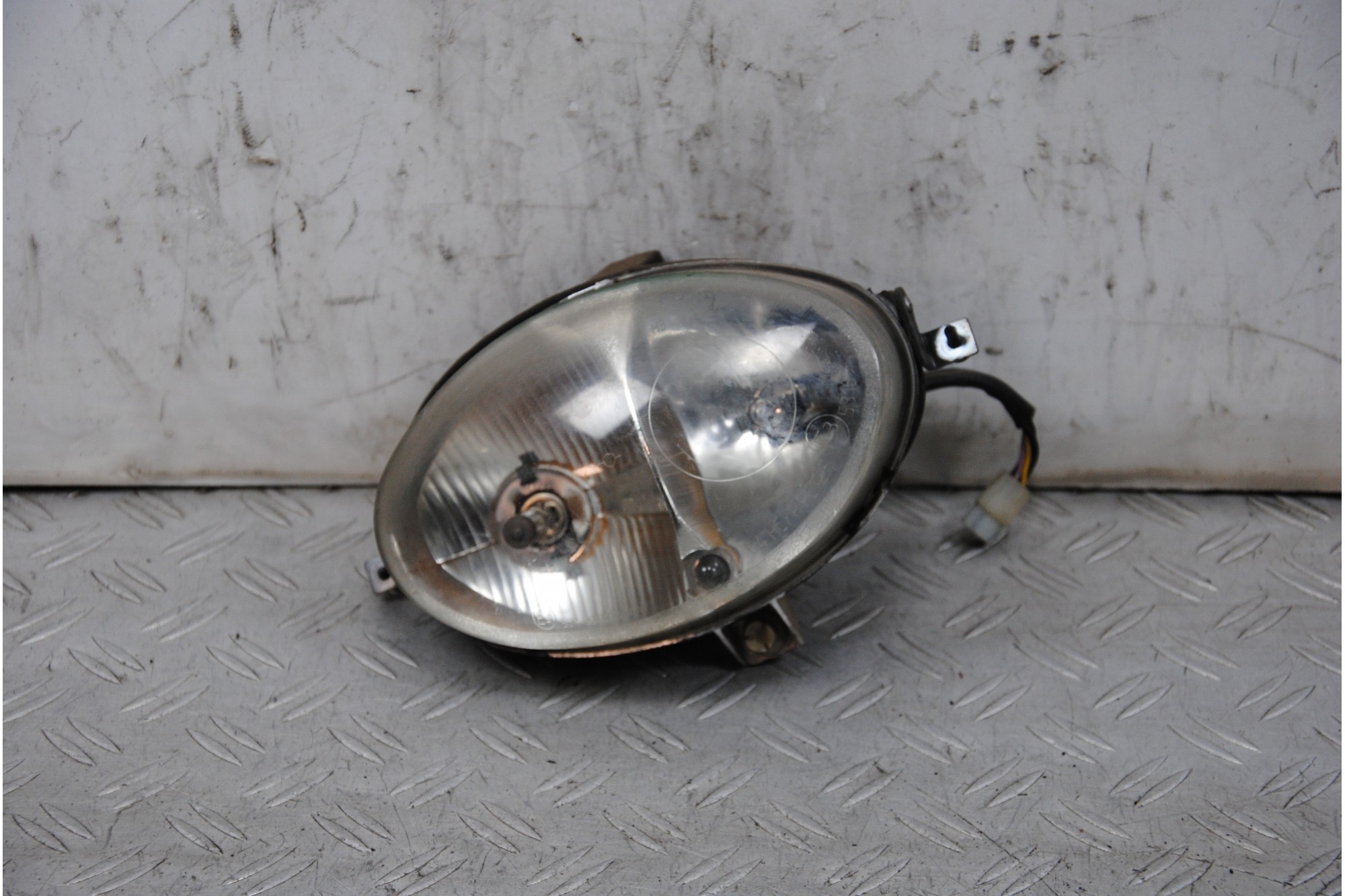 Faro Fanale Anteriore Piaggio Vespa ET4 125 Dal 2005 al 2011  1681895545617