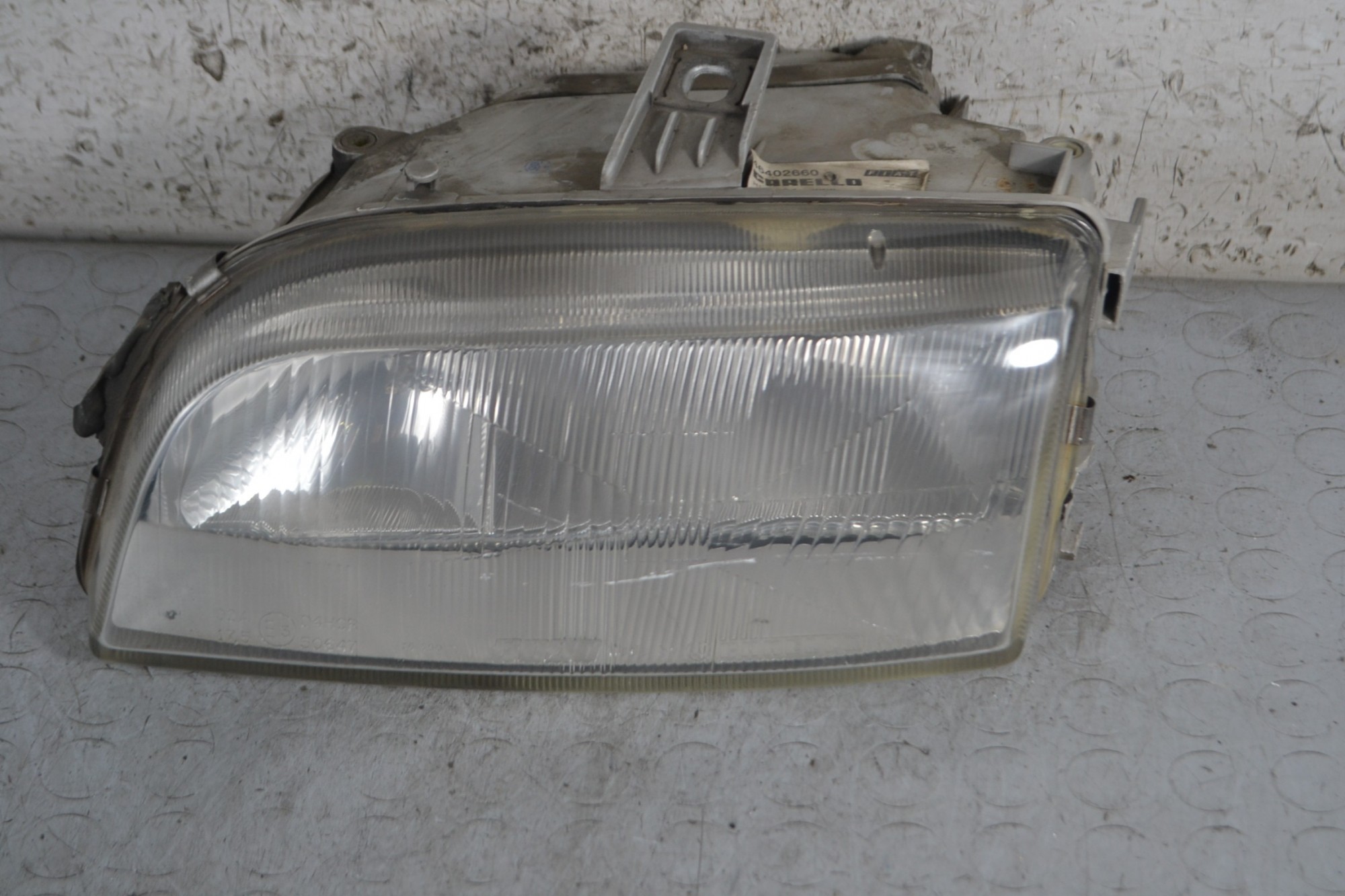 Faro fanale anteriore SX Fiat Punto 176 Dal 1993 al 1999 Cod 46402650  1681901303989