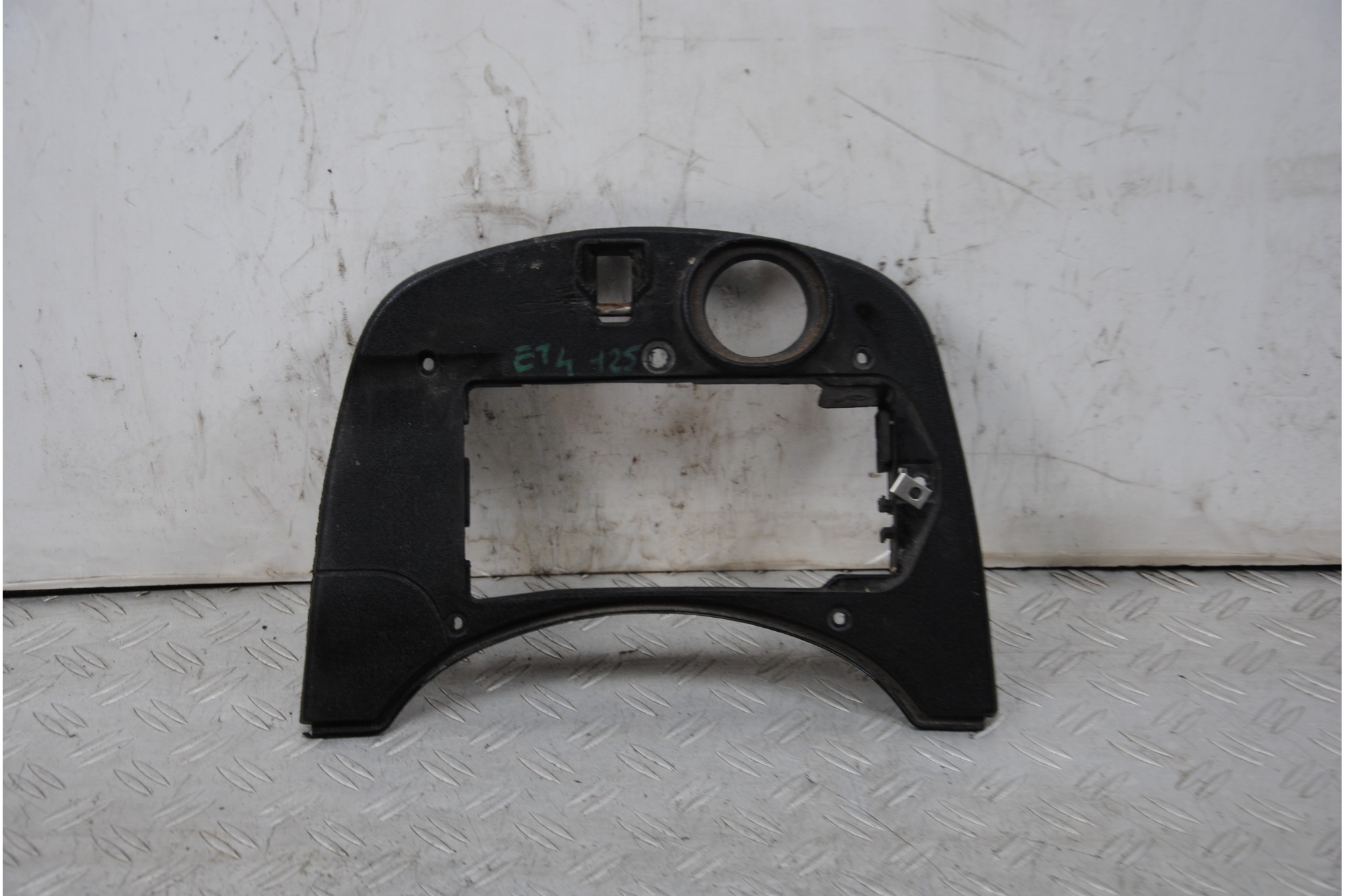 Carena Vano Batteria Piaggio Vespa ET4 125 Dal 2005 al 2011  1681910246116