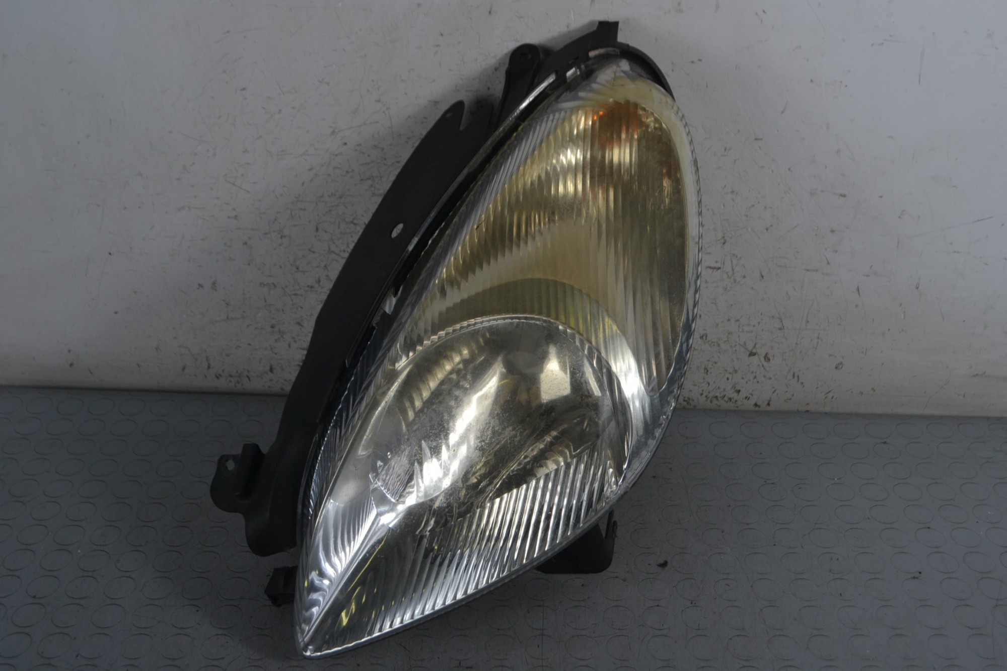 Faro fanale anteriore SX Citroen Xsara Picasso Dal 1999 al 2012 Cod 6204W0  1681974059813