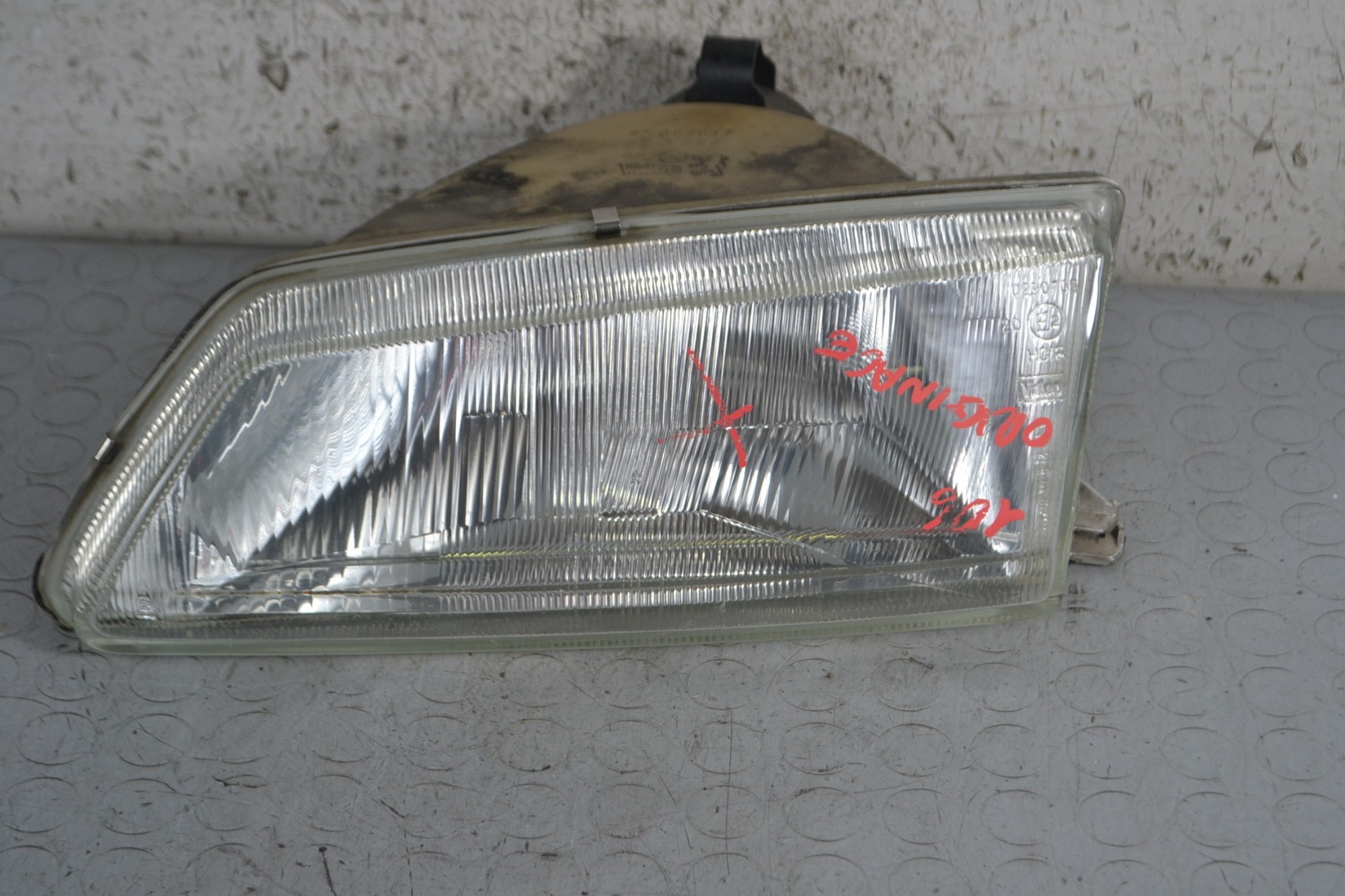 Faro Anteriore SX Peugeot 106 dal 1991 al 2004 Cod 0290705  1682503409949