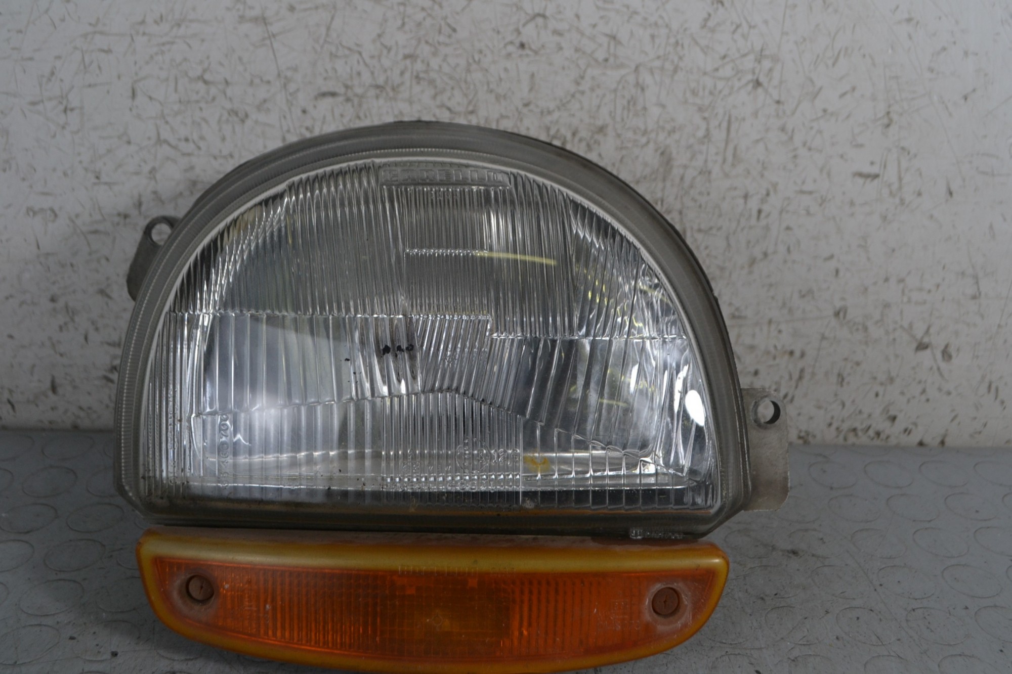 Faro fanale anteriore DX Renault Twingo I Dal 1993 al 2007 Cod 7700820022  1682515590215