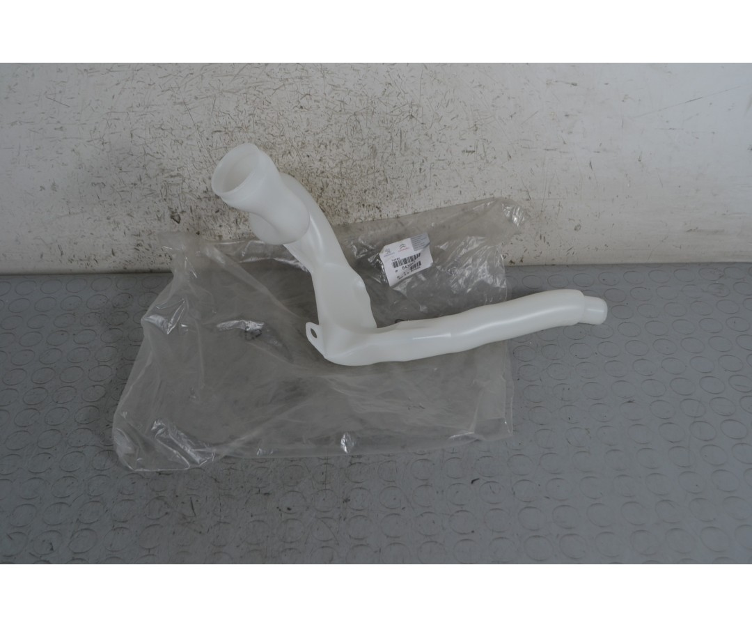 Tubo ingresso Vaschetta Acqua Tergigristalli Citroen C3 Picasso dal 2008 al 2017 Cod 6439k1  1682591791384