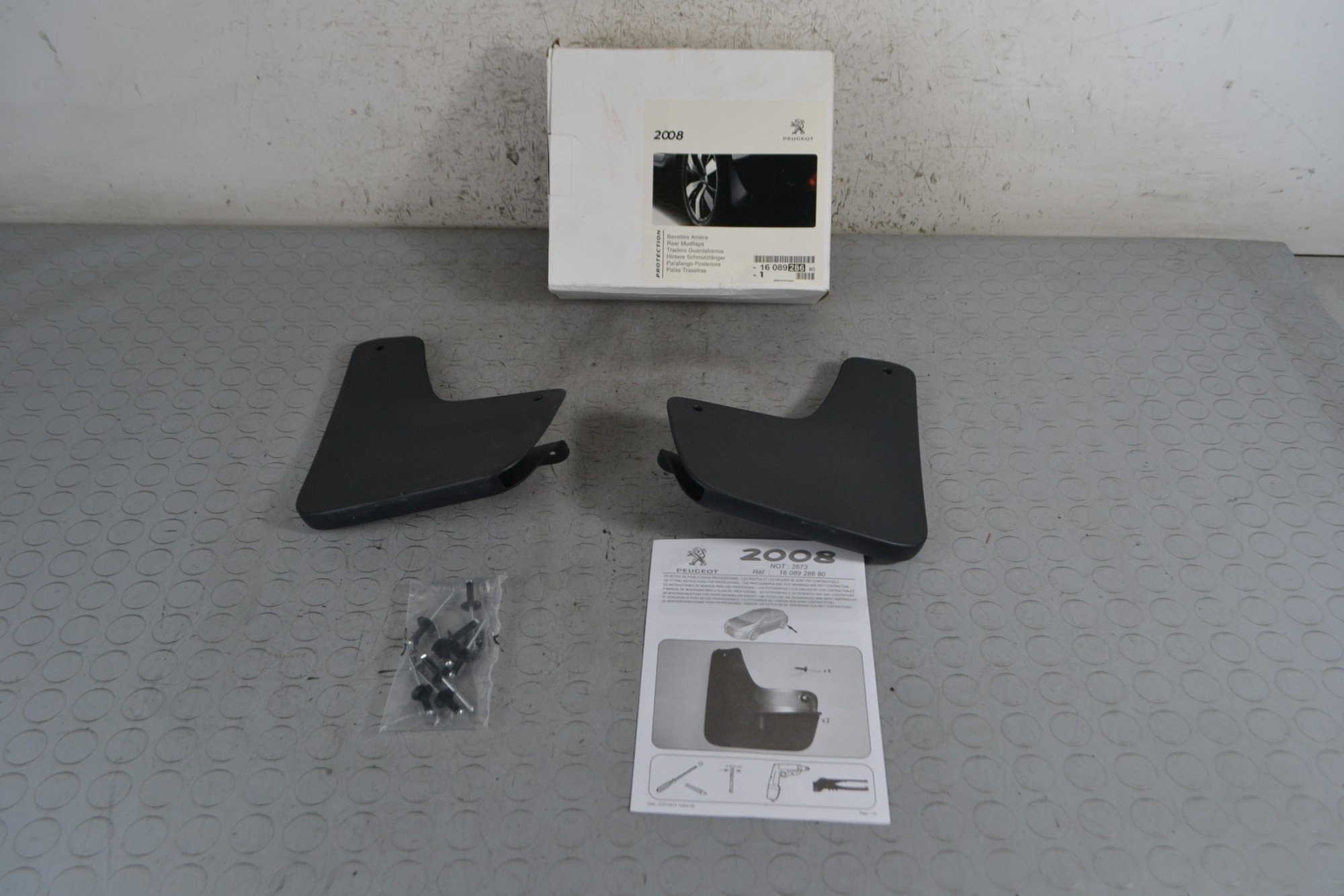 Paraspruzzi Posteriori DX e SX Peugeot 2008 dal 2013 al 2019 Cod 16089286  1682666972892