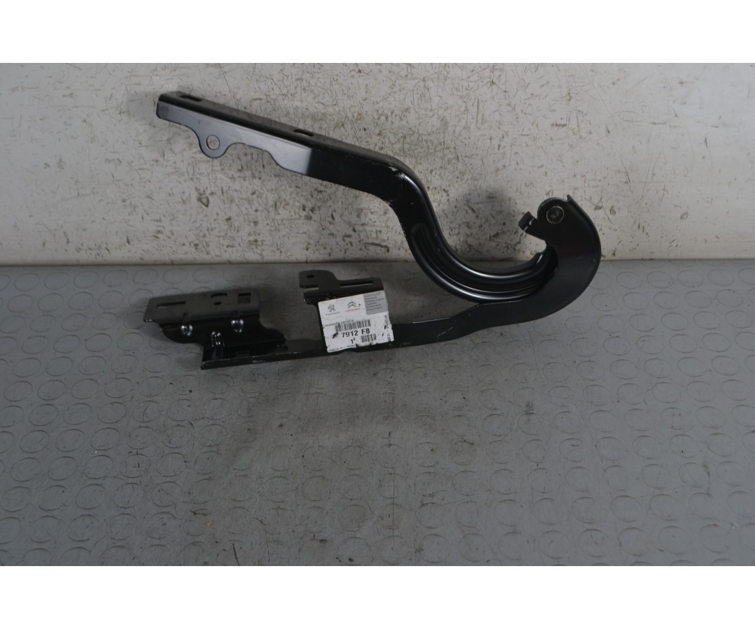 Cerniera Cofano Anteriore SX Peugeot 5008 dal 2009 al 2013 Cod 968586708b  1682676489014