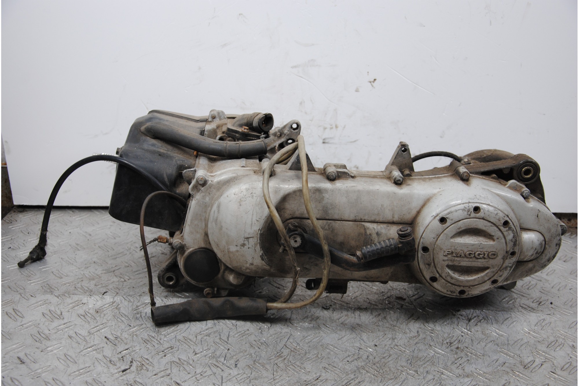 Blocco Motore Piaggio Liberty 50 2T Carb dal 1997 al 2005 Cod C151M Num 123302  1683042388276