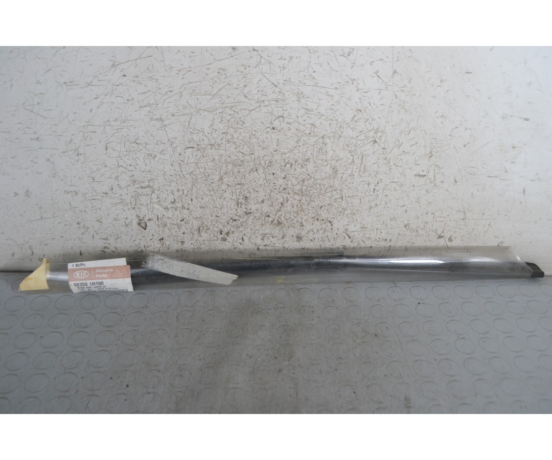 Spazzola tergicristallo anteriore Kia Cee d Dal 2006 al 2012 Cod 983501H100  1683100838446