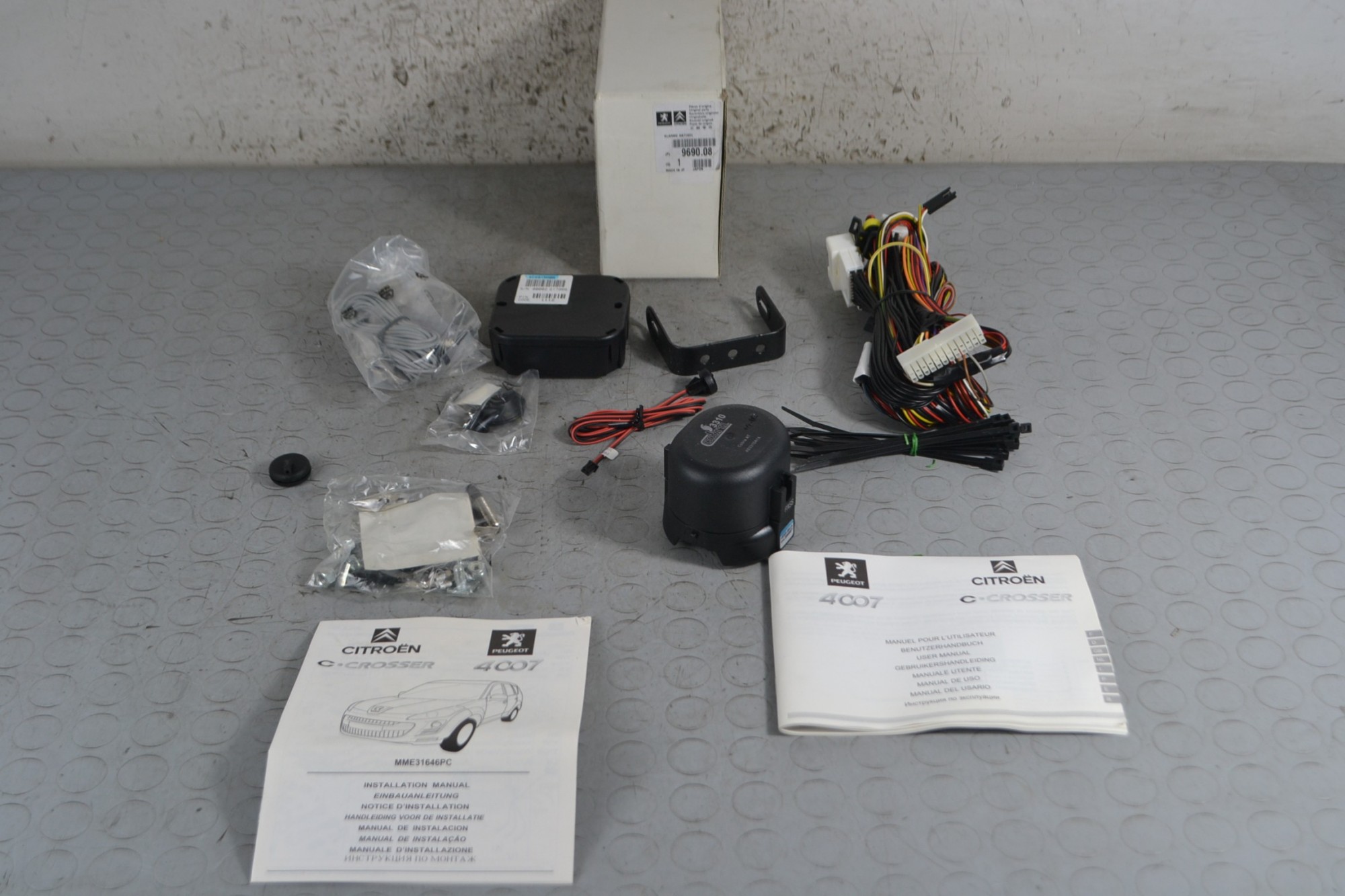 Kit Allarme Antifurto Peugeot 4007/ Citroen C-Crosser dal 2007 al 2012 Cod 9690.08  1683104128871