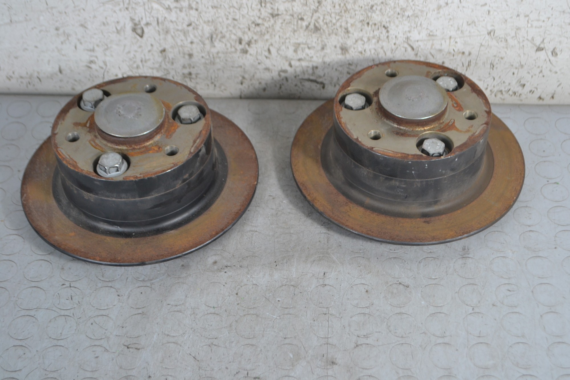 Dischi freno anteriori dx e sx Renault Twizy Dal 2011 in poi Cod 432029037R  1683190118954