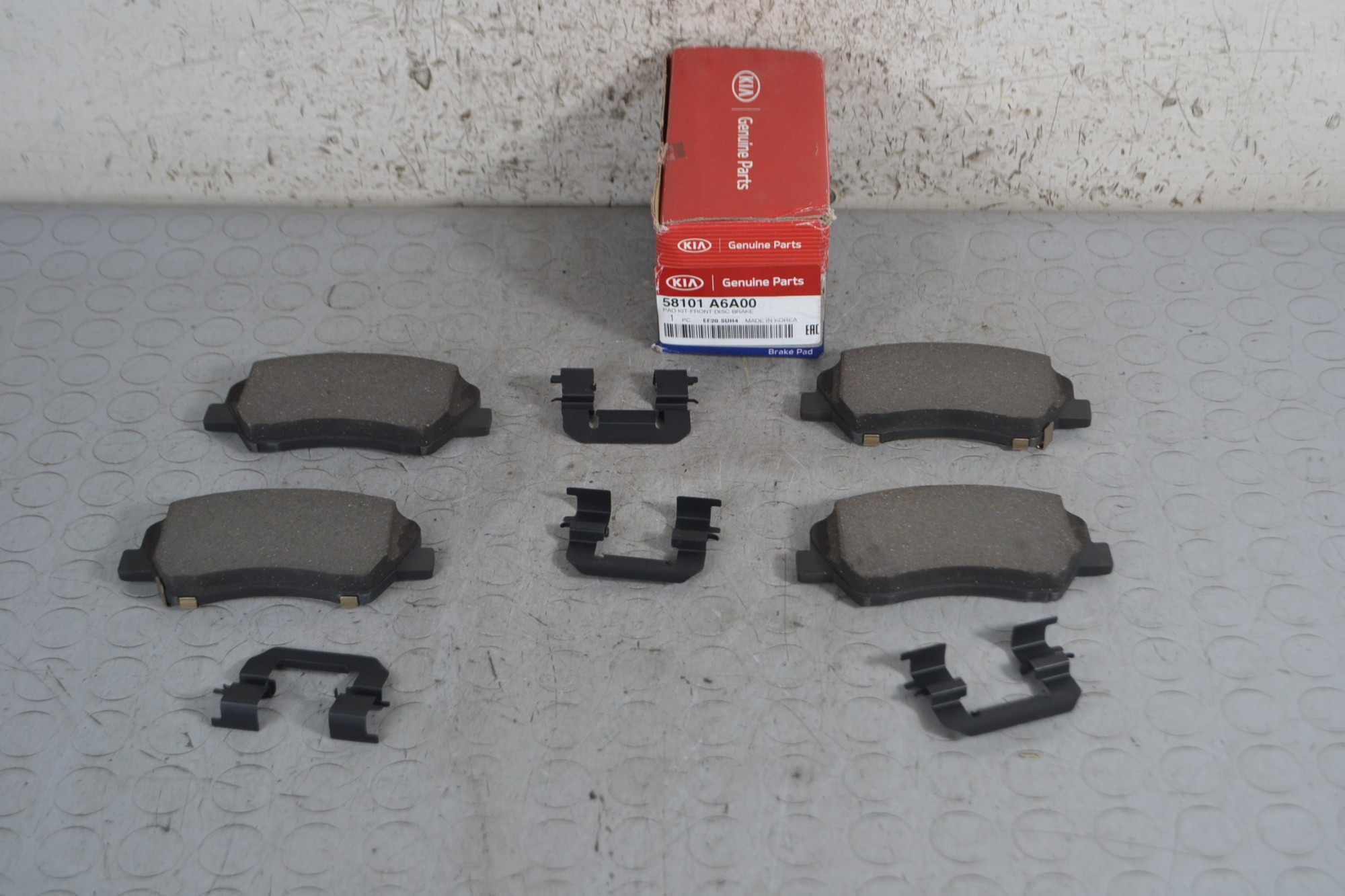 Kit pastiglie freno anteriori Kia Rio III Dal 2011 al 2017 Cod 58101A6A00  1683195936287