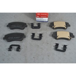 Kit pastiglie freno anteriori Kia Rio III Dal 2011 al 2017 Cod 58101A6A00  1683195936287