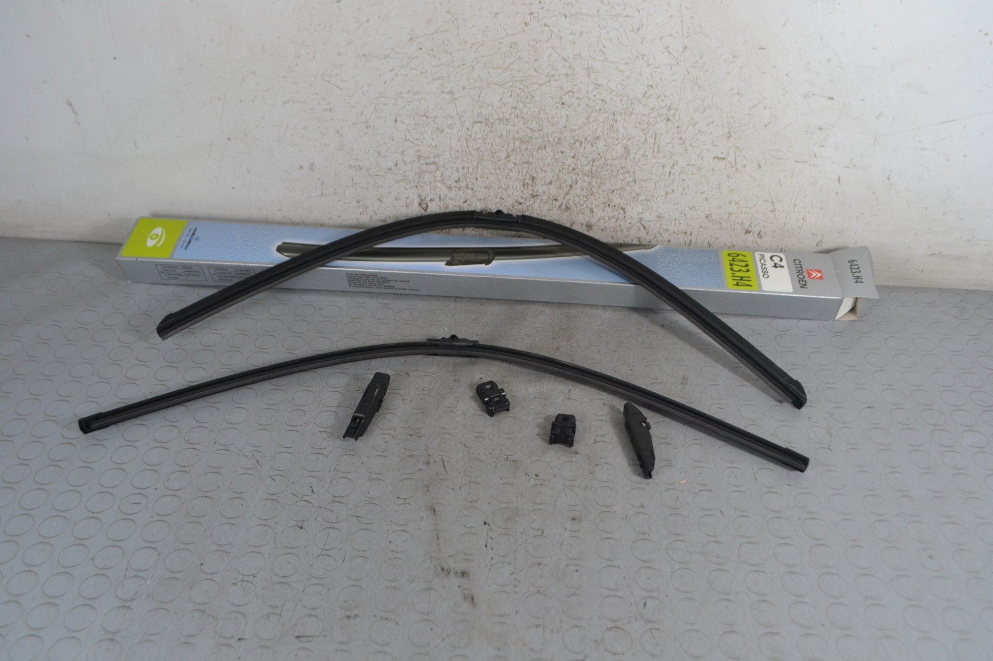 Spazzole Tergicristalli Anteriori DX e SX Citroen C4 Picasso dal 2006 al 2013 Cod 6423.h4  1683555369243