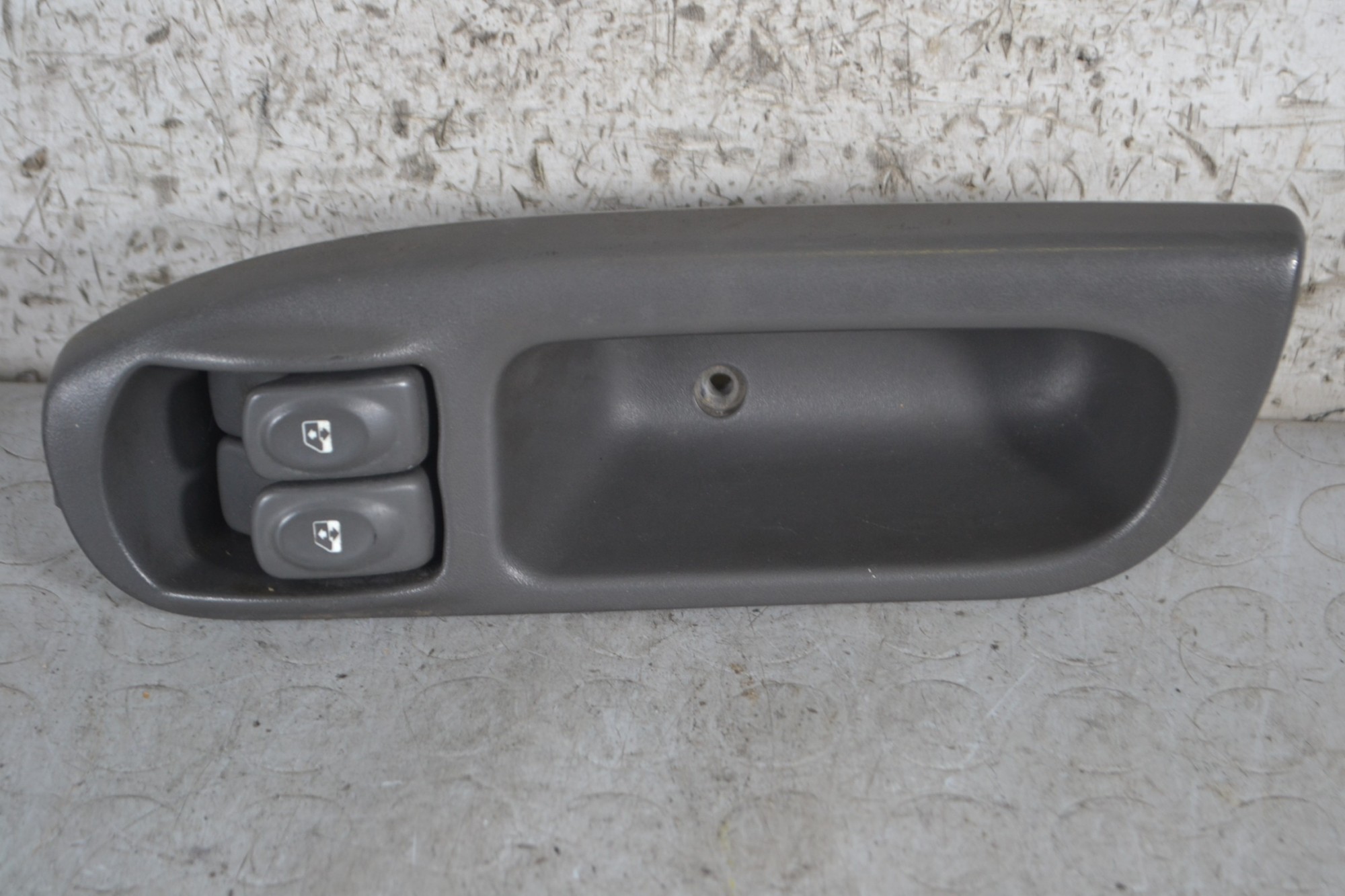 Pulsantiera alzacristalli anteriore SX Renault Scenic I Dal 1999 al 2003 Cod 7700431172  1683724406434