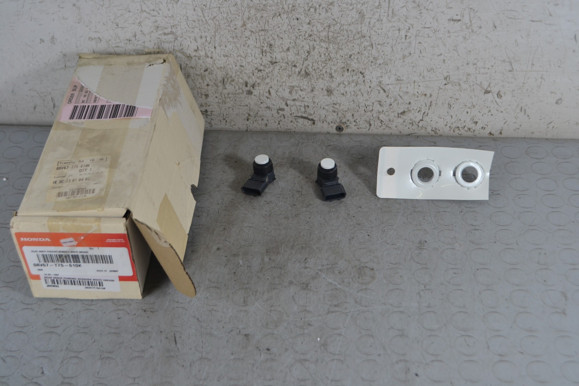 Sensori di Parcheggio Paraurti Posteriore Honda HR-V dal 2013 al 2021 Cod 08v67-t7s-610k  1684317979830