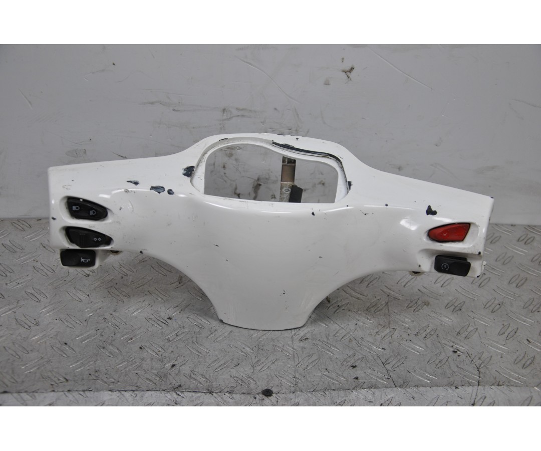 Carena Coprimanubrio Portastrumentazione Piaggio Vespa S 50 dal 2007 al 2010 COD : Piaggio 654264 1684831124327 Carena Coprimanubrio Portastrumentazione Piaggio Vespa S 50 dal 2007 al 2010 COD : Piaggio 654264 1684831124327