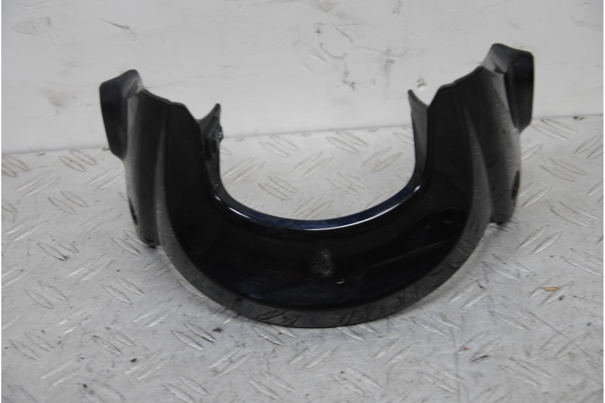 Carena Cornice Faro Anteriore Piaggio Beverly Cruiser 500 dal 2007 al 2012 COD : Piaggio 653584  1684836507903