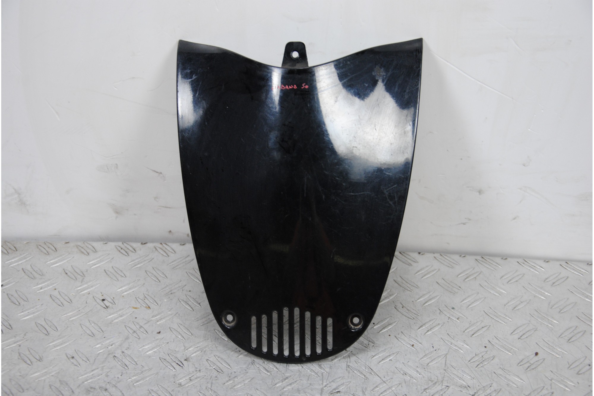 Coperchio scudo anteriore Aprilia Habana 50 / 125 dal 1999 al 2002 COD : Aprilia 103148  1685546928507