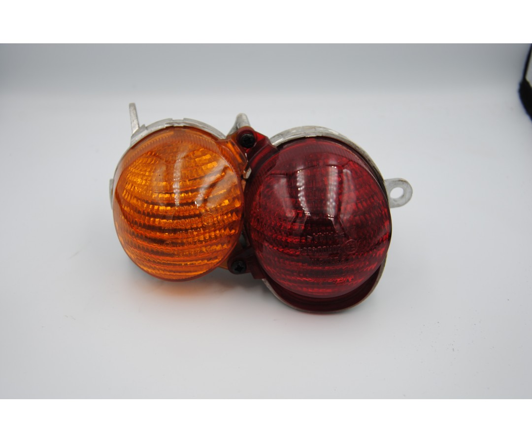 Fanale Stop Posteriore DX Yamaha Majesty 125 / 150 / 180 dal 1998 al 2006 1685030099232 Fanale Stop Posteriore DX Yamaha Majesty 125 / 150 / 180 dal 1998 al 2006 1685030099232