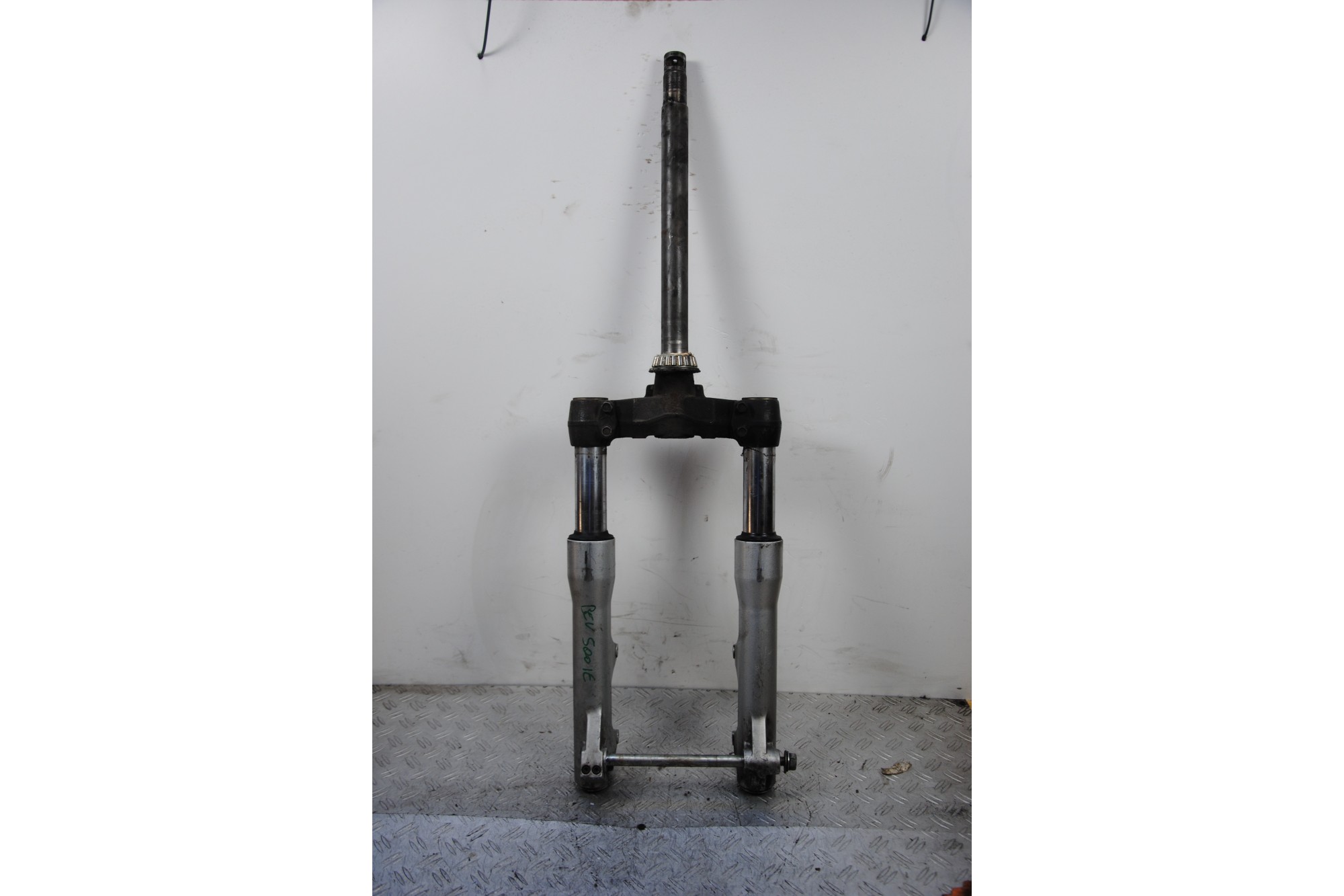 Forcella Piaggio Beverly 500 dal 2002 al 2006  1685369435756